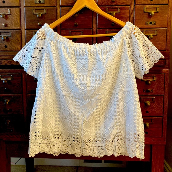 Sunday in Brooklyn Anthropologie Off Shoulder Top S -NWT - Picture 1 of 3